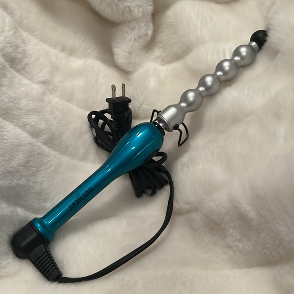 🩵🩵BED HEAD TIGI BUBBLE CURLS🩵🩵 - Picture 8 of 8